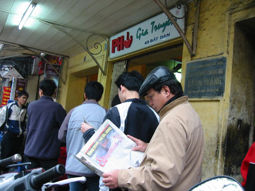 http://images1.afamily.channelvn.net/Images/Uploaded/Share/2010/12/26/ha-noi-8.jpg