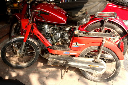 Khám phá Cà phê xe cổ Hà Nội